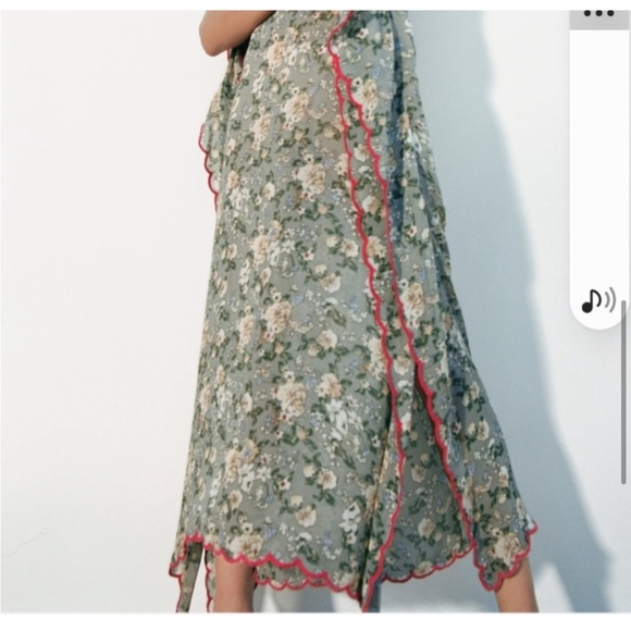 Zara Embroidered Midi  Tunic Dress with V-neck Size S Spring Summer - Picture 5 of 16
